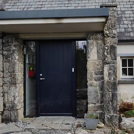 Apartment The Burren, Cozy Cottage, County Clare