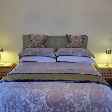 Апартаменты The Burren, Cozy Cottage, County Clare *