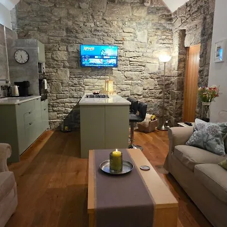 The Burren, Cozy Cottage, County Clare
