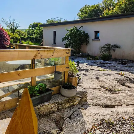 Apartmán The Burren, Cozy Cottage, County Clare *